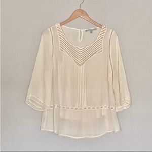 Beautiful lace-detail blouse. Cream colored, Sz M *camisole included